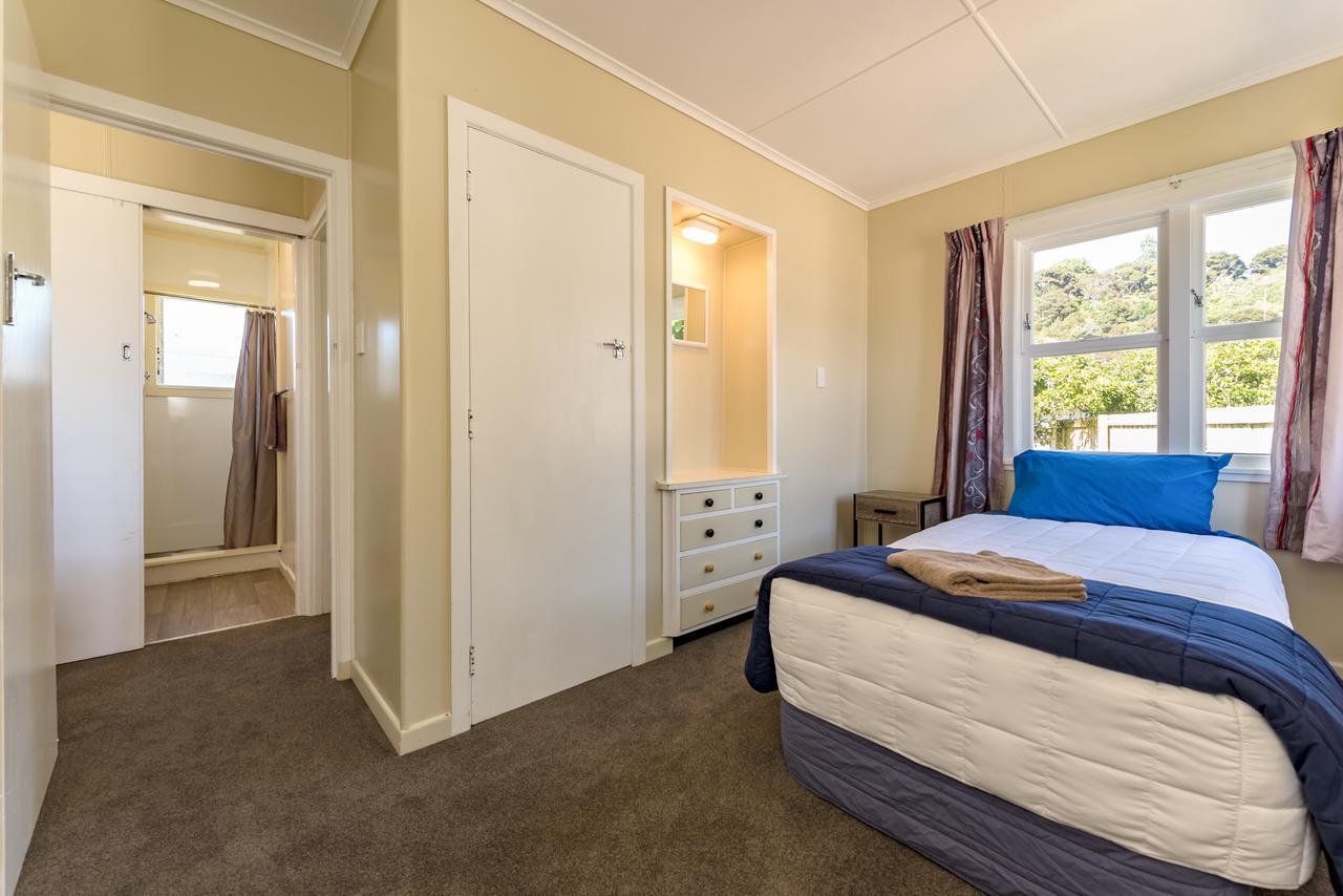 Waitangi Beach Bach 30B Kültér fotó