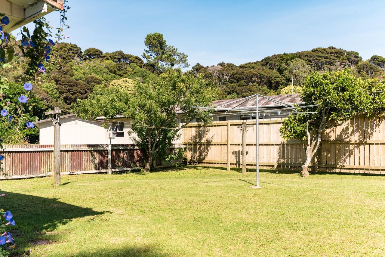 Waitangi Beach Bach 30B Kültér fotó