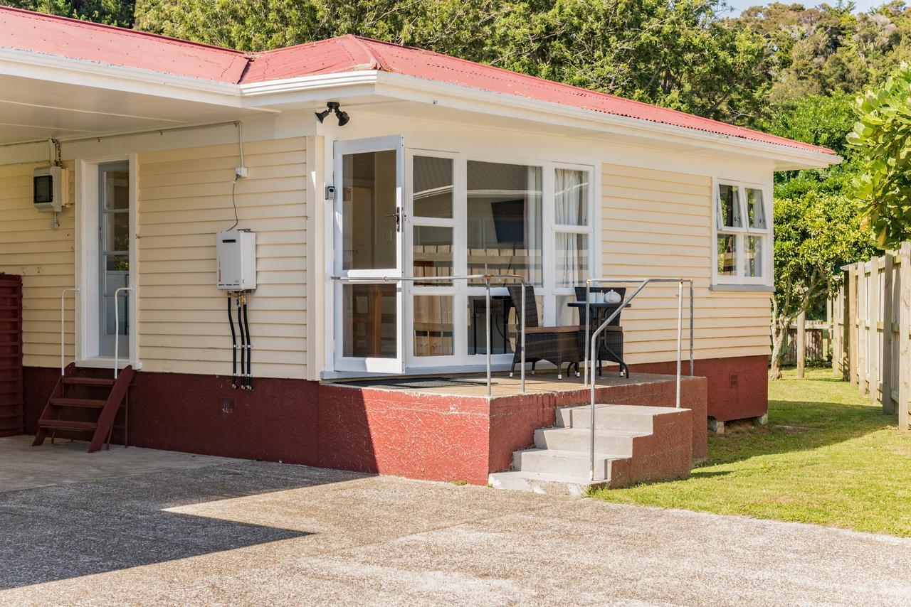 Waitangi Beach Bach 30B Kültér fotó