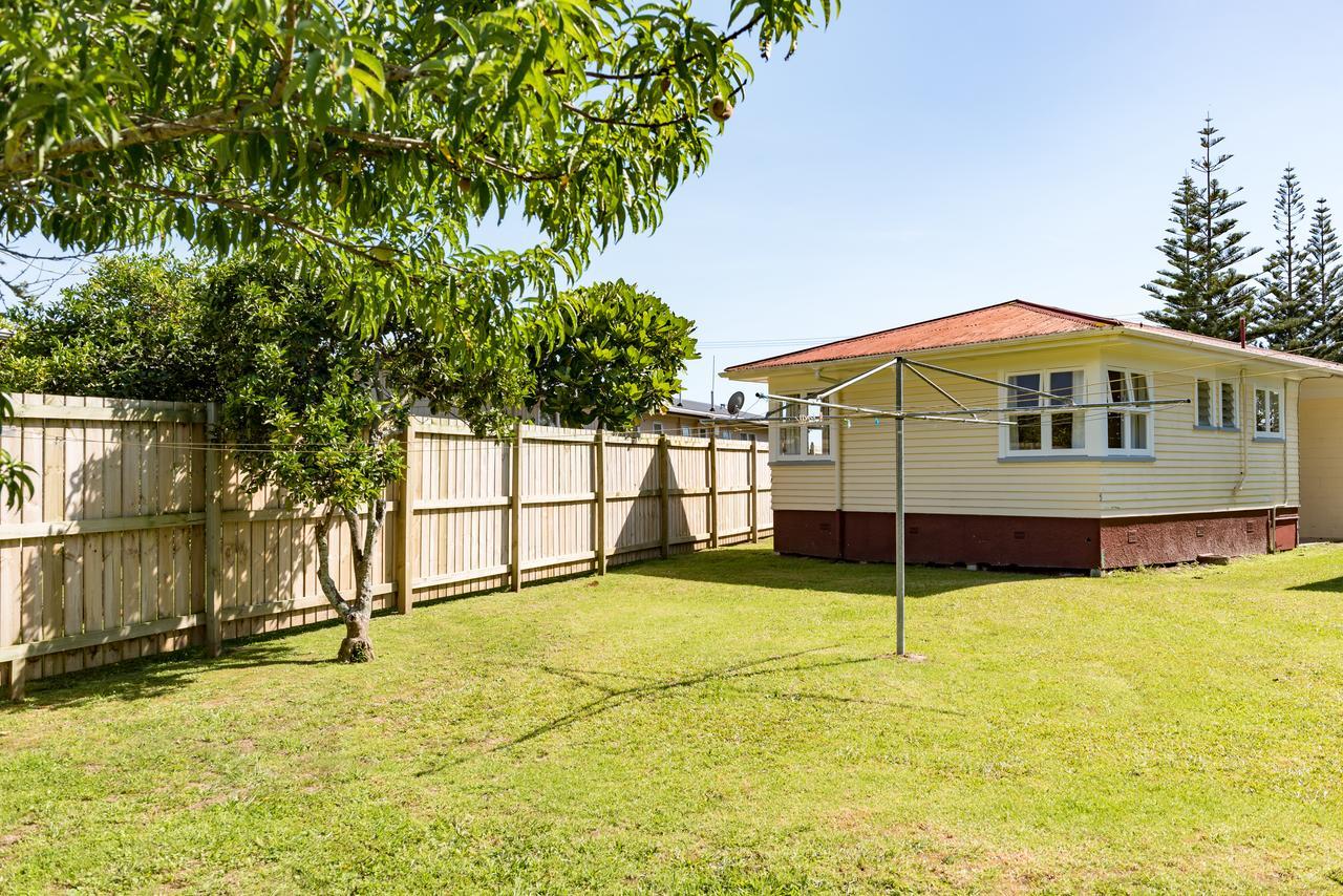 Waitangi Beach Bach 30B Kültér fotó